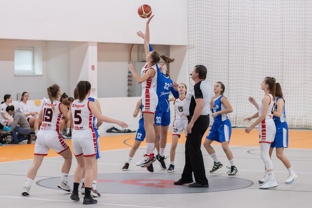 Female College Athletes Balance Sports And Entrepreneurship